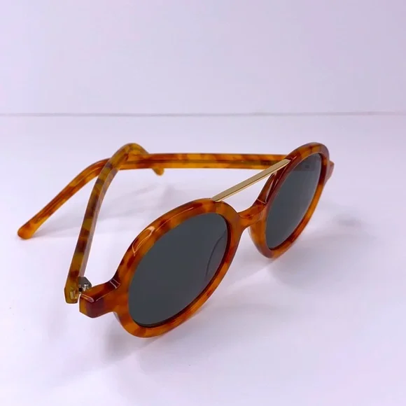New KOMONO Vivien Caramel Demi NewSunglasses tortoise